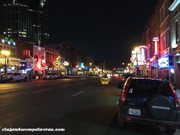 Broadway street Nashville à noite