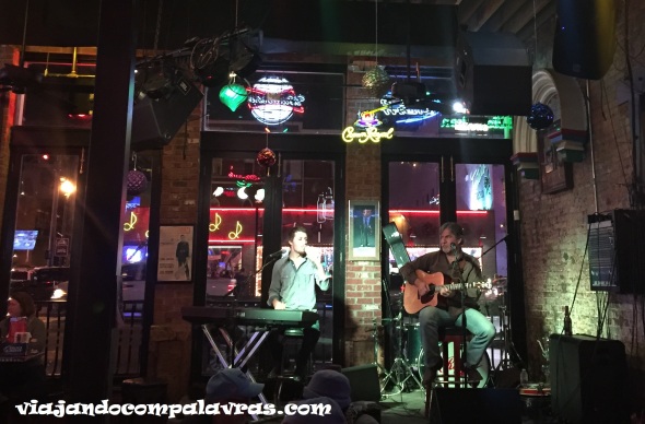 música country ao vivo Restaurante Rippy's Broadway street Nashville